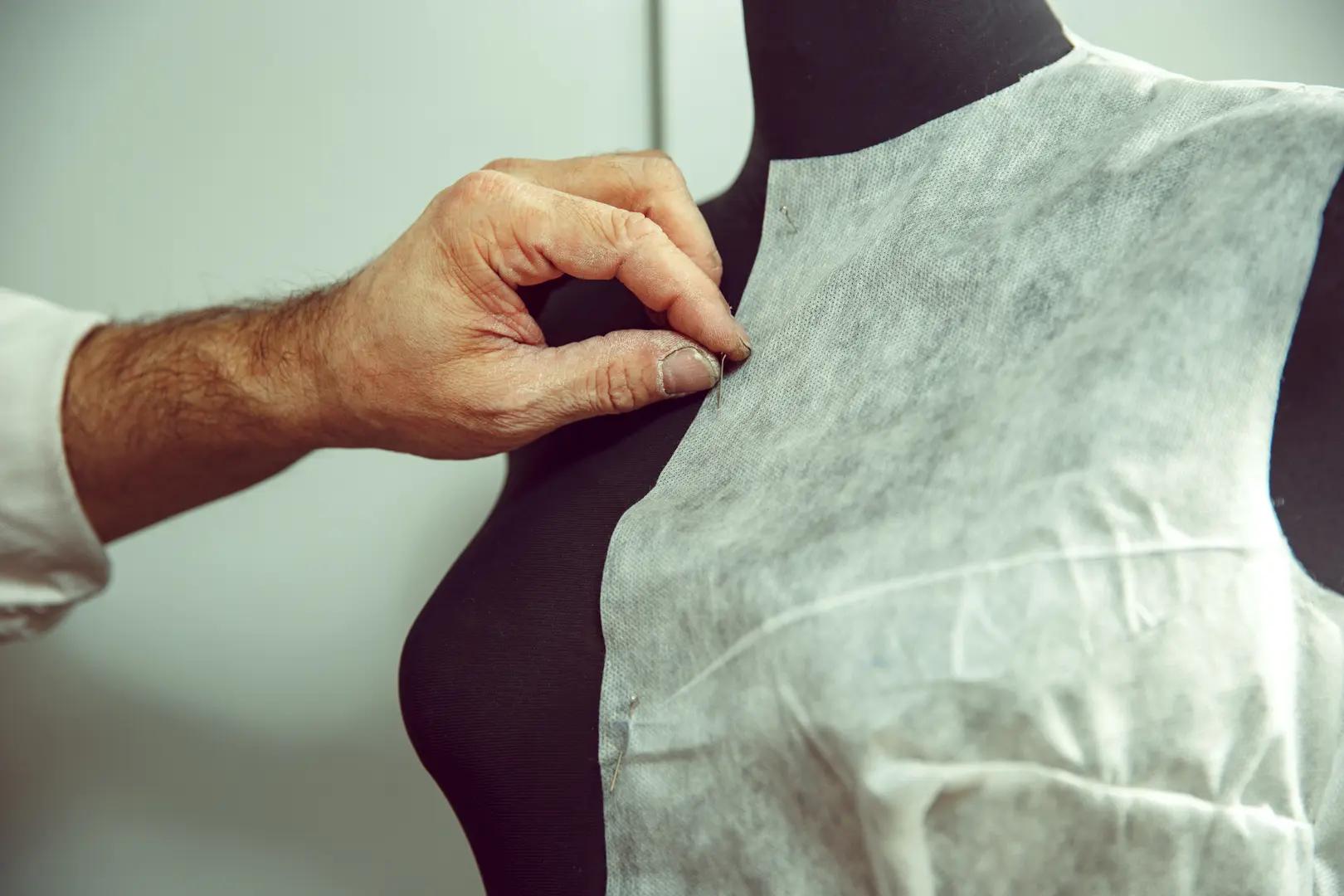 پد چسبی پارچه IVA